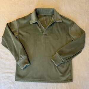 Mondetta Women’s Collared Sweatshirt in Sage Green